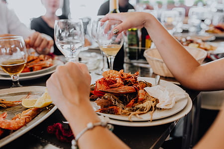 Roasted Mixed Seafood Contain Crabs, Mussels, Big Shrimps, Calamari Squids thumbnail