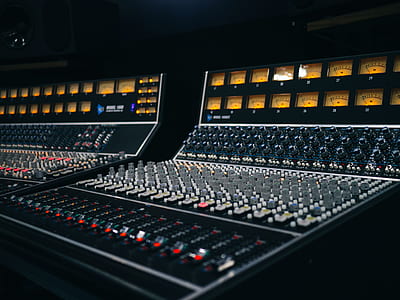 black and gray audio controller thumbnail