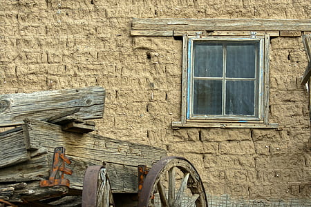 brown wooden trailer near brown framed glass window thumbnail