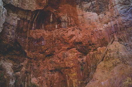 photo of brown cliff thumbnail