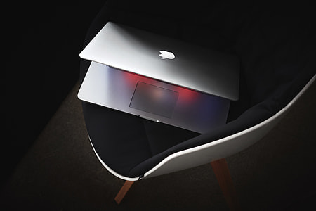 silver MacBook thumbnail