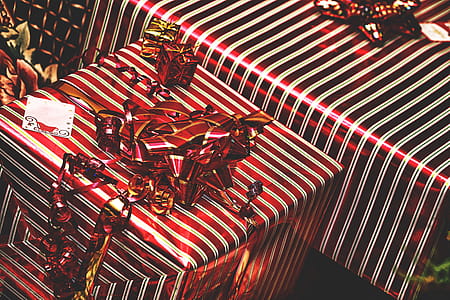 Christmas Present Boxes thumbnail