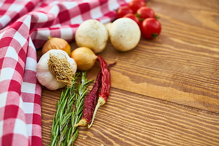 chilis, garlic, tomatoes, and onions thumbnail