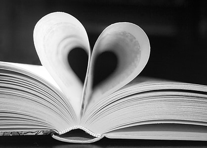 heart formed open book thumbnail