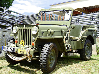 green car thumbnail