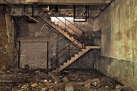 staircases with chopped wood thumbnail