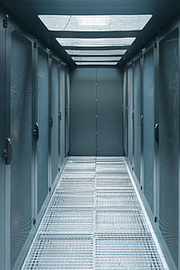 empty hallway thumbnail