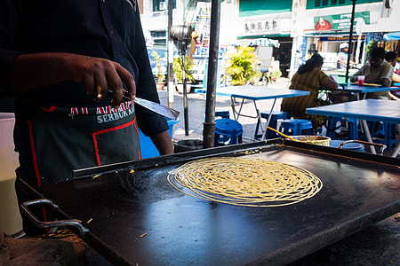 Making Indian noodles thumbnail