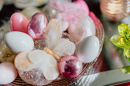 Easter Table Decorations thumbnail