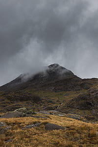 green and brown mountain thumbnail