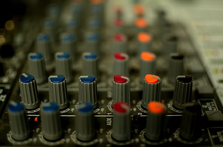 closeup photo of black audio mixer thumbnail