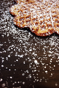pastry with confectioner sugar thumbnail