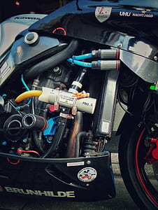 black Kawasaki sports bike thumbnail