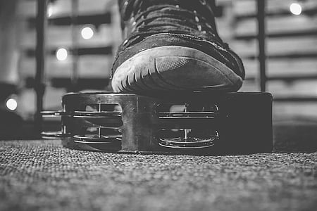 shoe on top of tambourine thumbnail