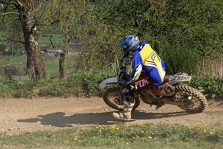 man rides on motocross dirt bike thumbnail