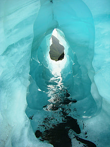 white ice tunnel thumbnail