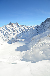 closeup photography of alp mountain thumbnail