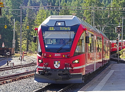 red and gray train thumbnail
