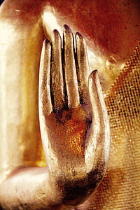 closeup photo of figurine thumbnail