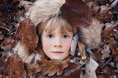 woman wearing gray parka thumbnail