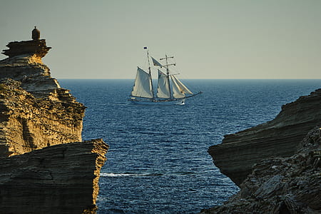 galleon sailing on sea thumbnail