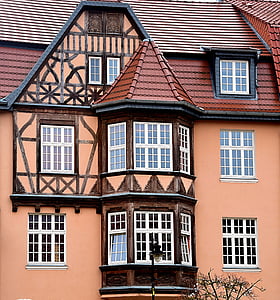 brown and orange concrete house thumbnail
