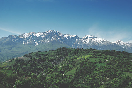 mountains photography thumbnail