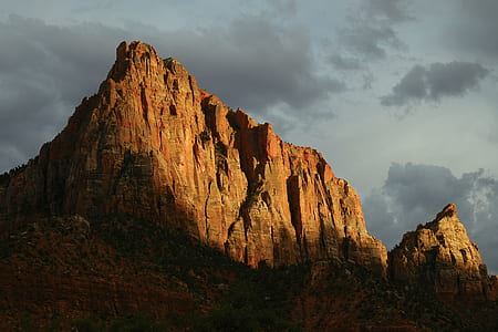 brown rock formation during daytime thumbnail