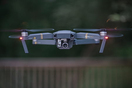 closeup photo of black DJI Mavic Pro thumbnail