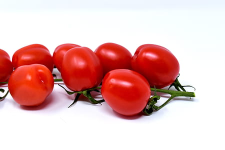 red tomatoes thumbnail