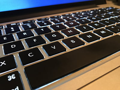 MacBook Pro keyboard thumbnail