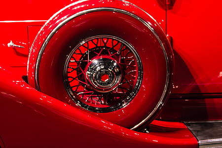 red vintage vehicle thumbnail