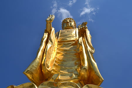 gold Buddah statue thumbnail