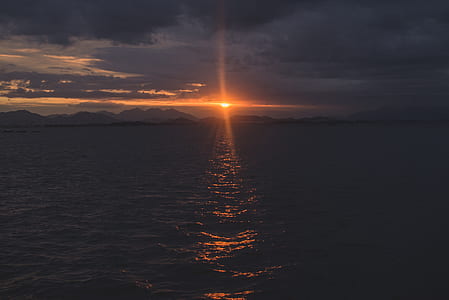 open ocean during golden hour thumbnail
