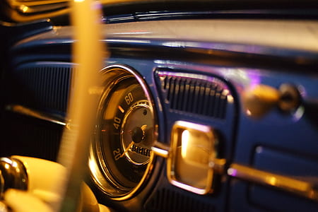 Black and Chrome Classic Analog Speedometer thumbnail