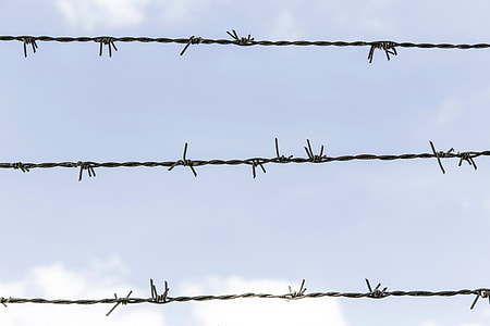 3-layer barbwire photo thumbnail