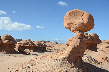 desert during daytime thumbnail
