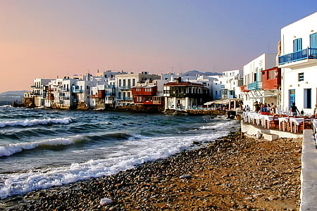 houses near sea thumbnail