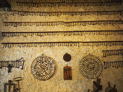 assorted wall decors thumbnail