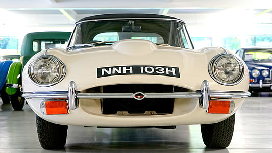 photo of white NNH 103H car thumbnail