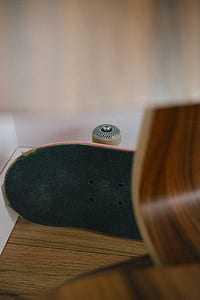black skateboard thumbnail