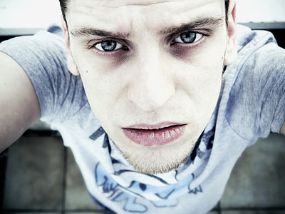 man's wearing gray shirt thumbnail