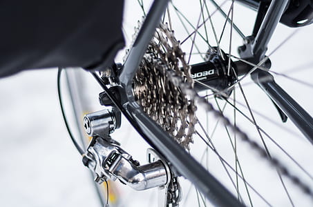 shallow focus photography of bicycle sprocket thumbnail