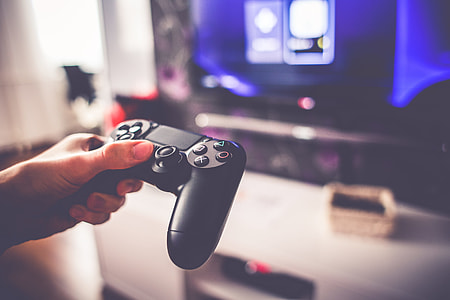 Playing Games on Playstation 4 thumbnail