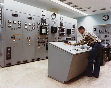 person operating industrial machine thumbnail