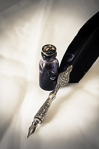 gray and black fountain pen thumbnail