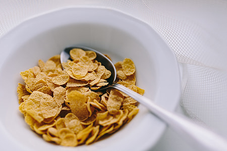Preparing breakfast thumbnail
