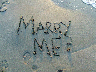 Marry Me? digital wallpaper thumbnail