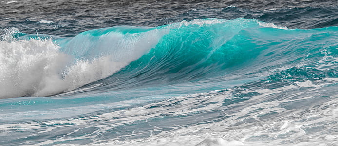 timelapse photo of beach waves at daytime thumbnail