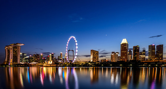 landscape photography of cityscape thumbnail